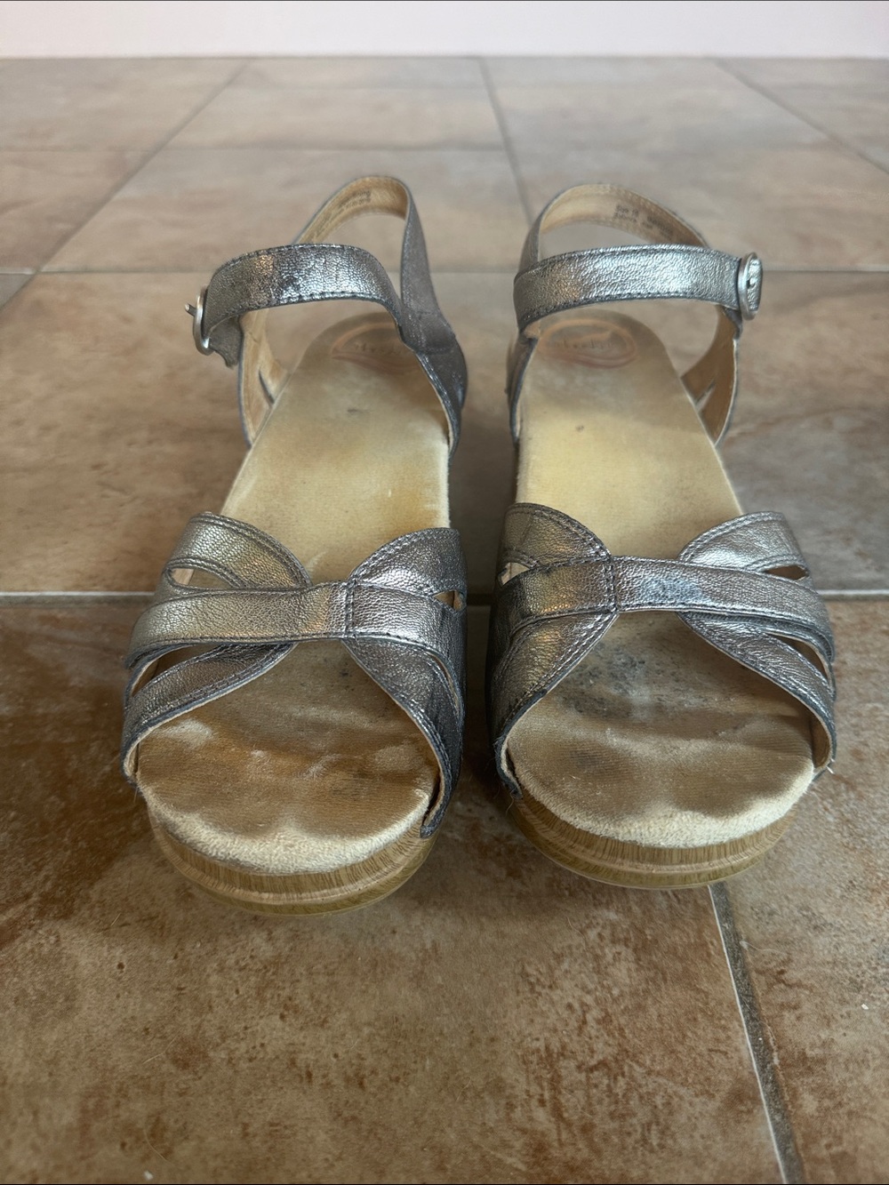 Dansko Women's Metallic Silver Ankle-Strap Sandals (39)